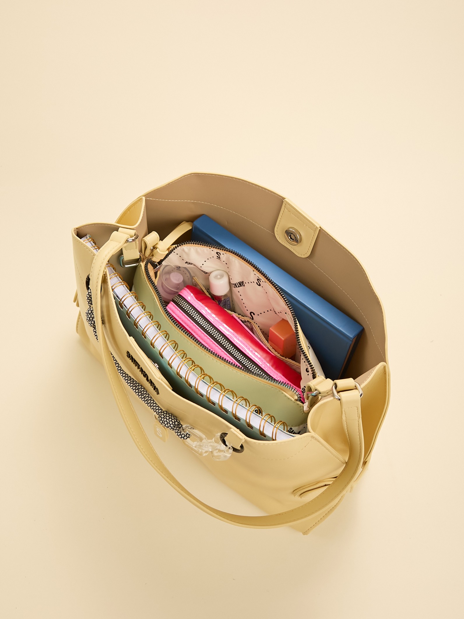 Cartera Navy Charm Vainilla