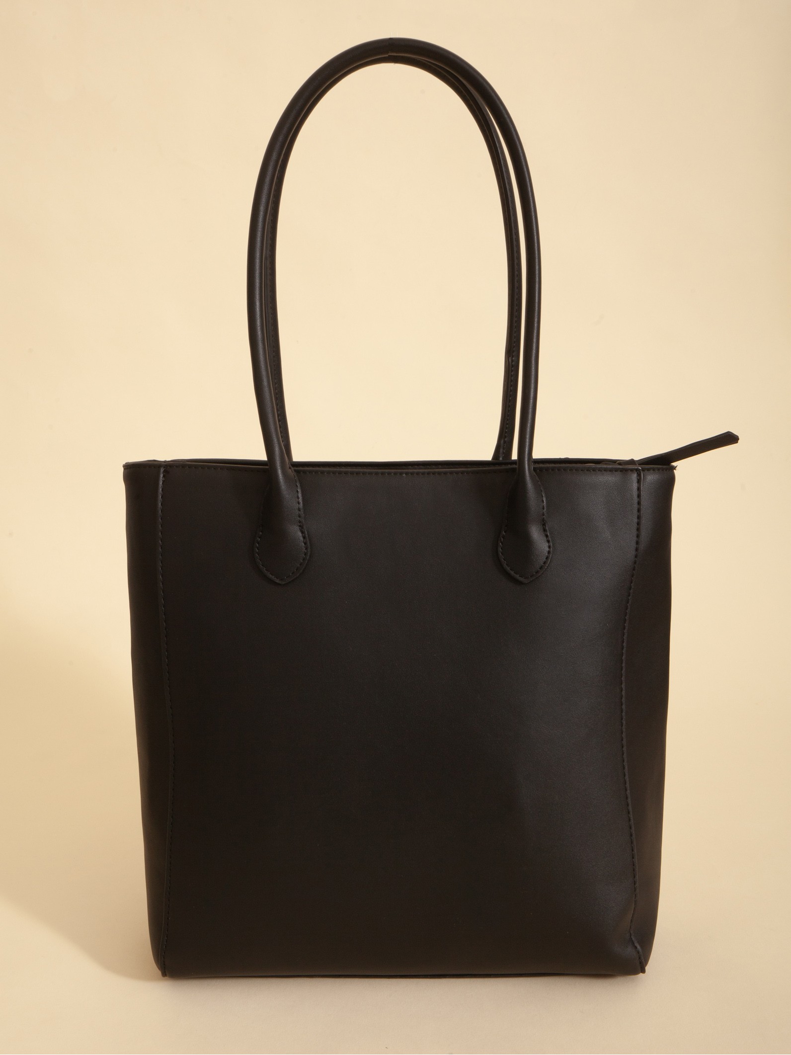 Cartera Shopper Renata Negro